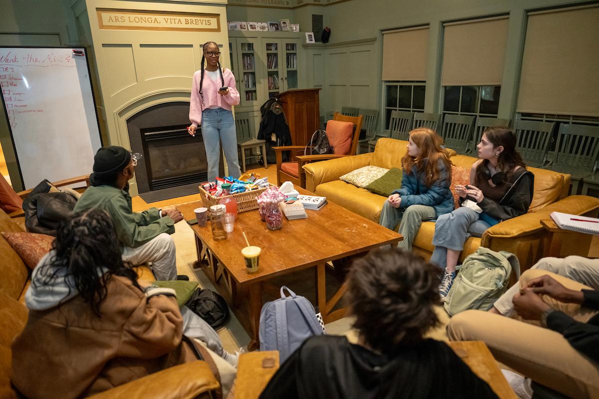 If Messanh’s pursuit of government was a deliberate choice, religious studies was a serendipitous discovery. Prompted by a friend’s recommendation, Messanh pursued a longtime fascination with religion and enrolled in the course “Jews & Christians in the Modern State.”