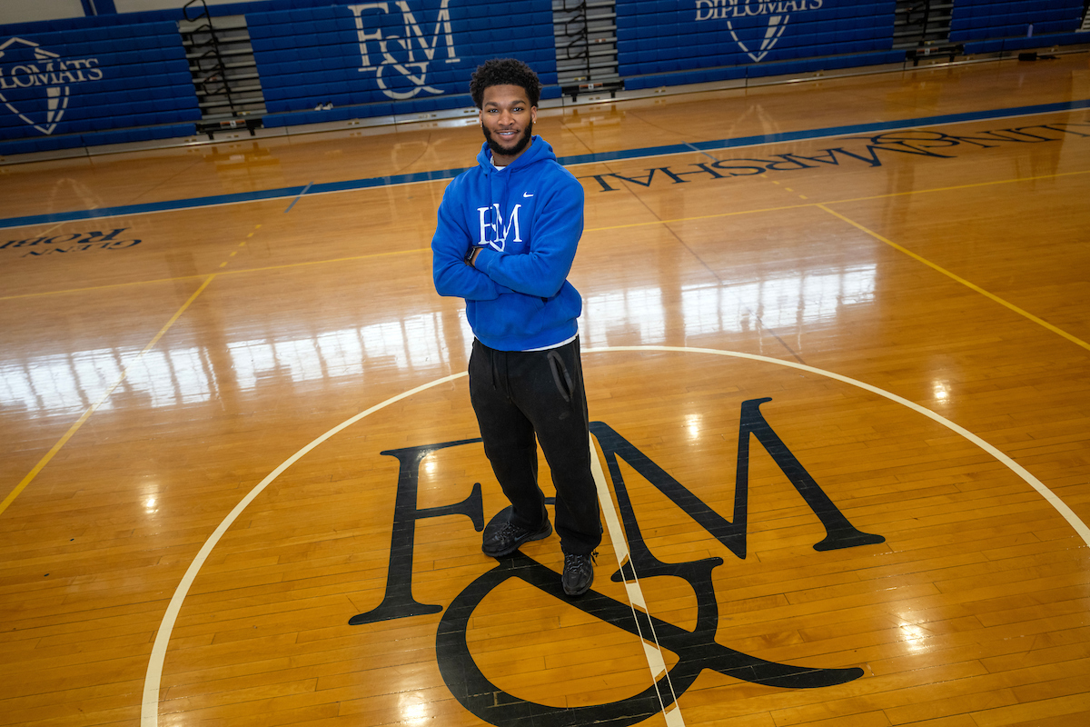 Omar Nichols '24
