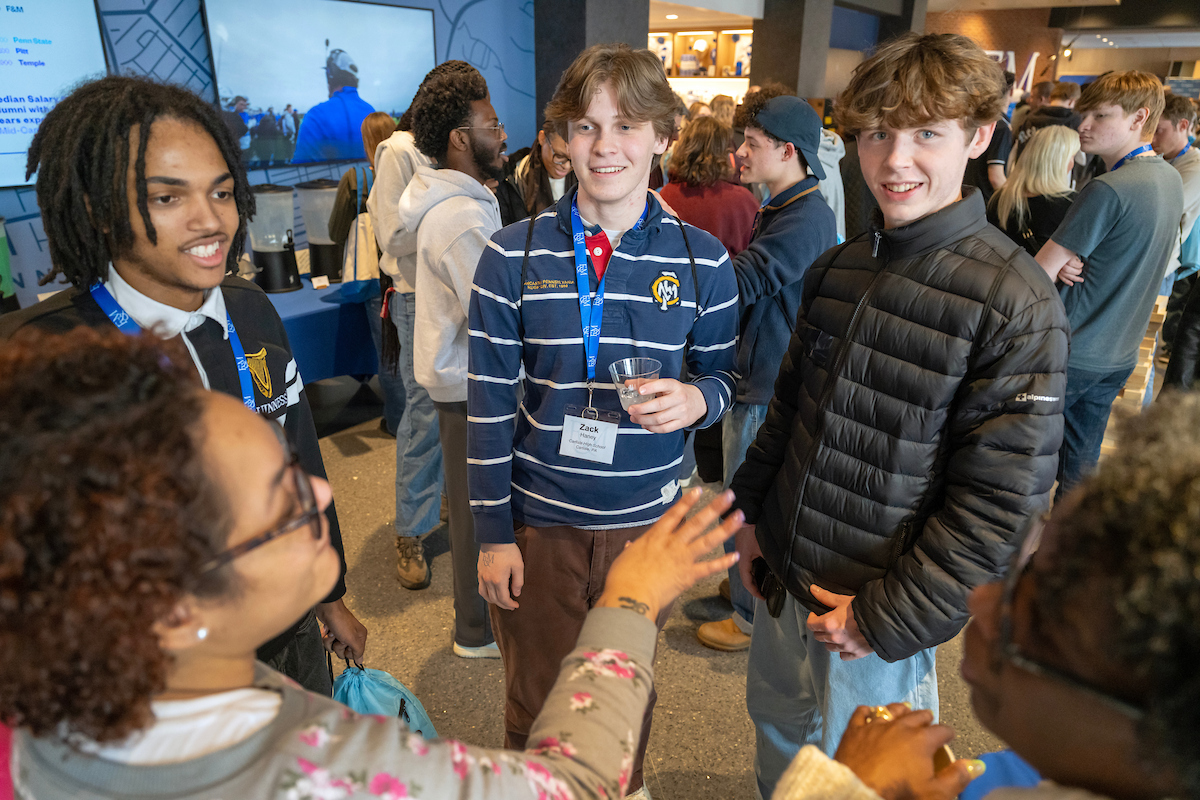 Students at Early Enrollment Day