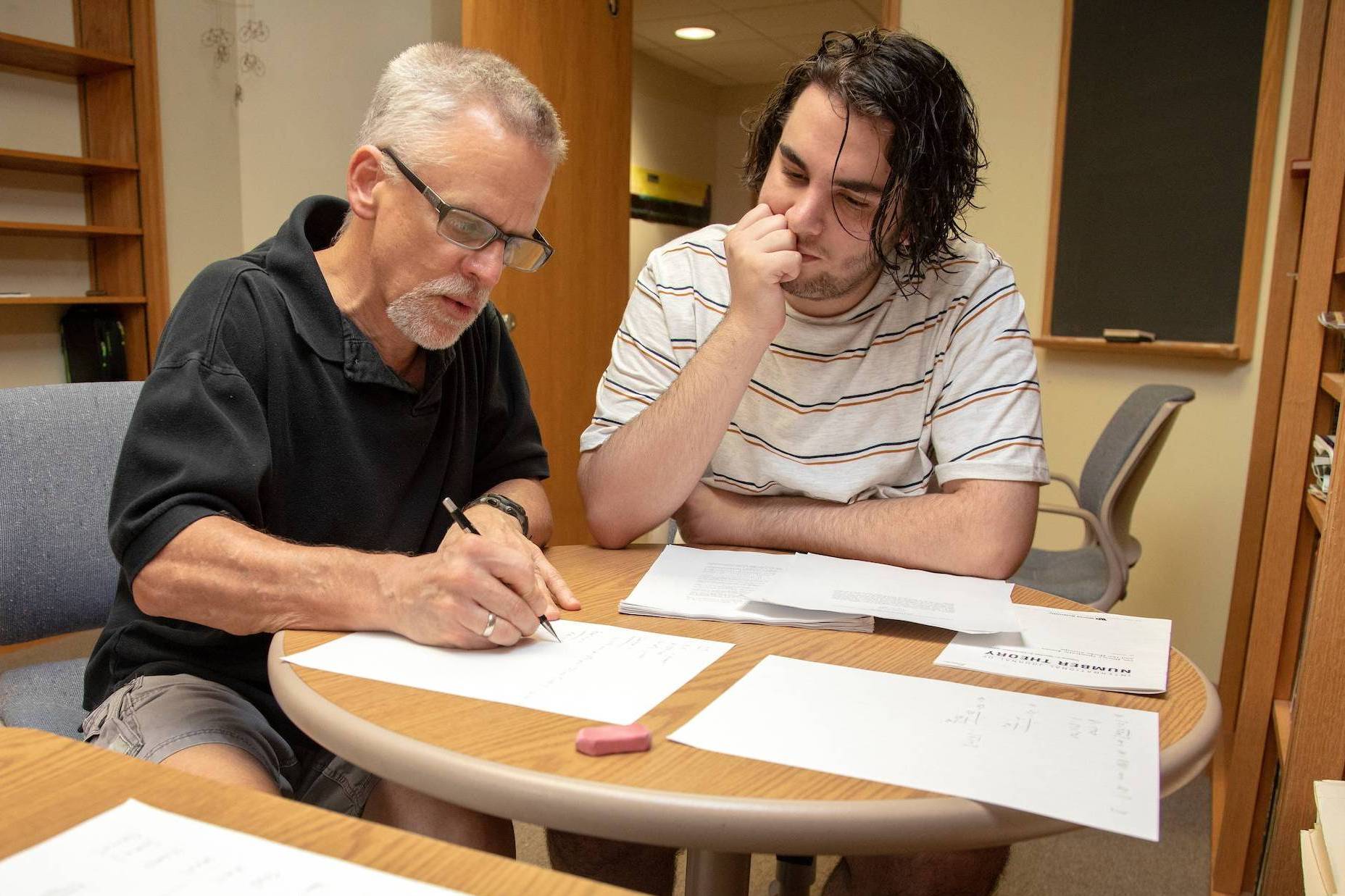 Comp Sci Advising and Research Comp Sci Advising and Research