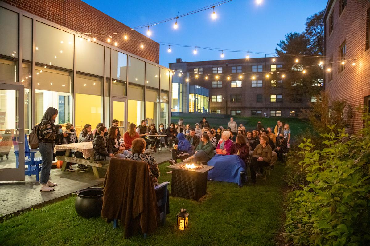 Bonchek College House Ghost Walk