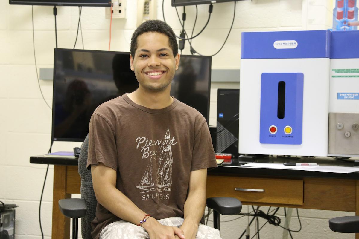 Julian Marsh '28, an earth and environmental science major from Atlanta, Ga., is spending his summer researching air quality with Professor of Geosciences Robert Walter '75.
