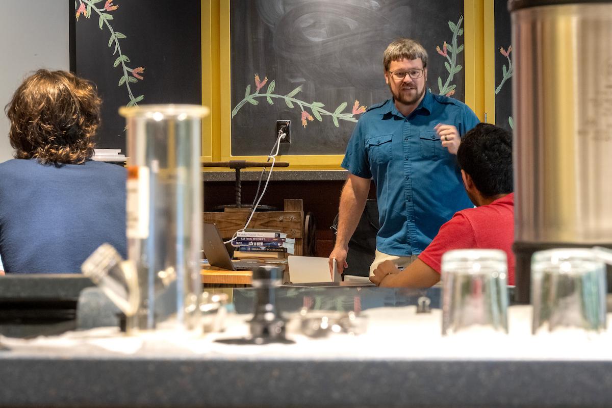 Professional brewer and distiller Colin Presby ’06 discusses his career with Brewing Science students at a July 29 class. 
