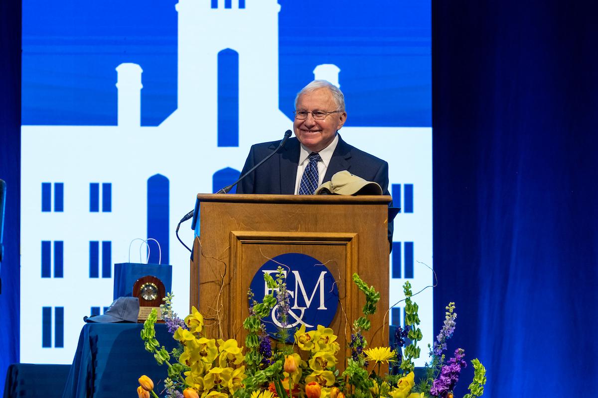 The ceremony featured a personal introduction by President Rich’s father, Daniel Rich, a distinguished professor emeritus of public policy and former provost at the University of Delaware. (Photo by Deb Grove)
