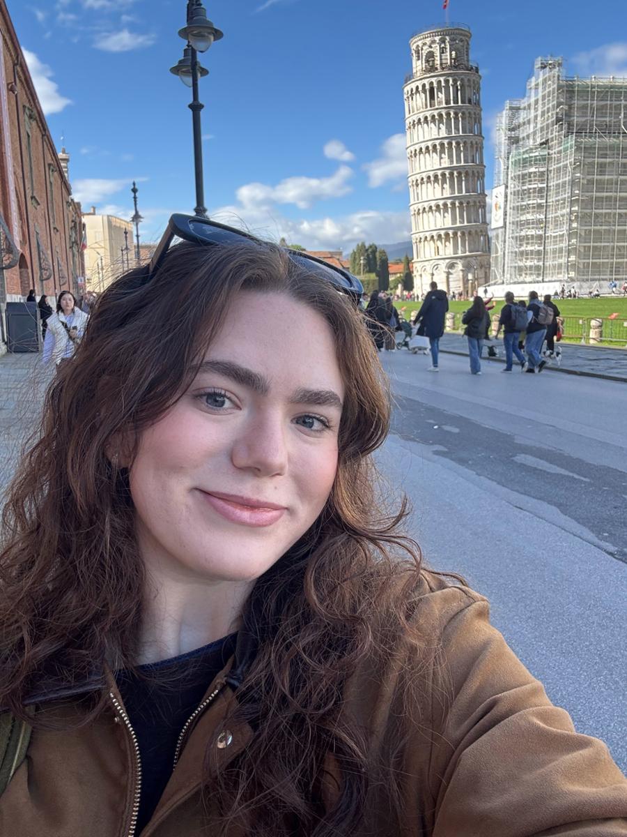 Julianna Marton ’25 moved to Bologna, Italy, in early August. Here, she is pictured in Pisa.
