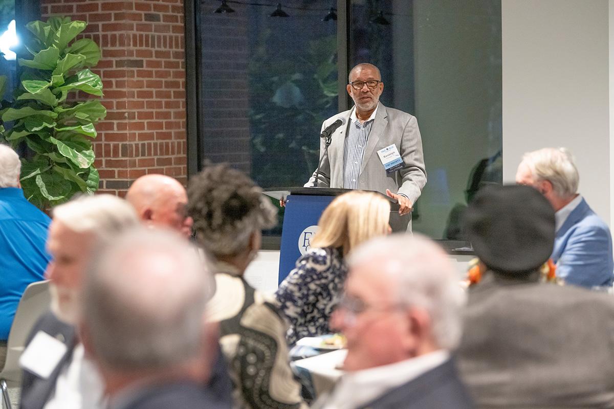 Lombardo Welcome Center - 09