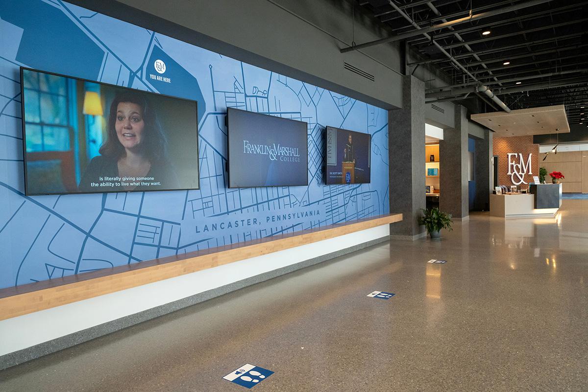 Lombardo Welcome Center - 12