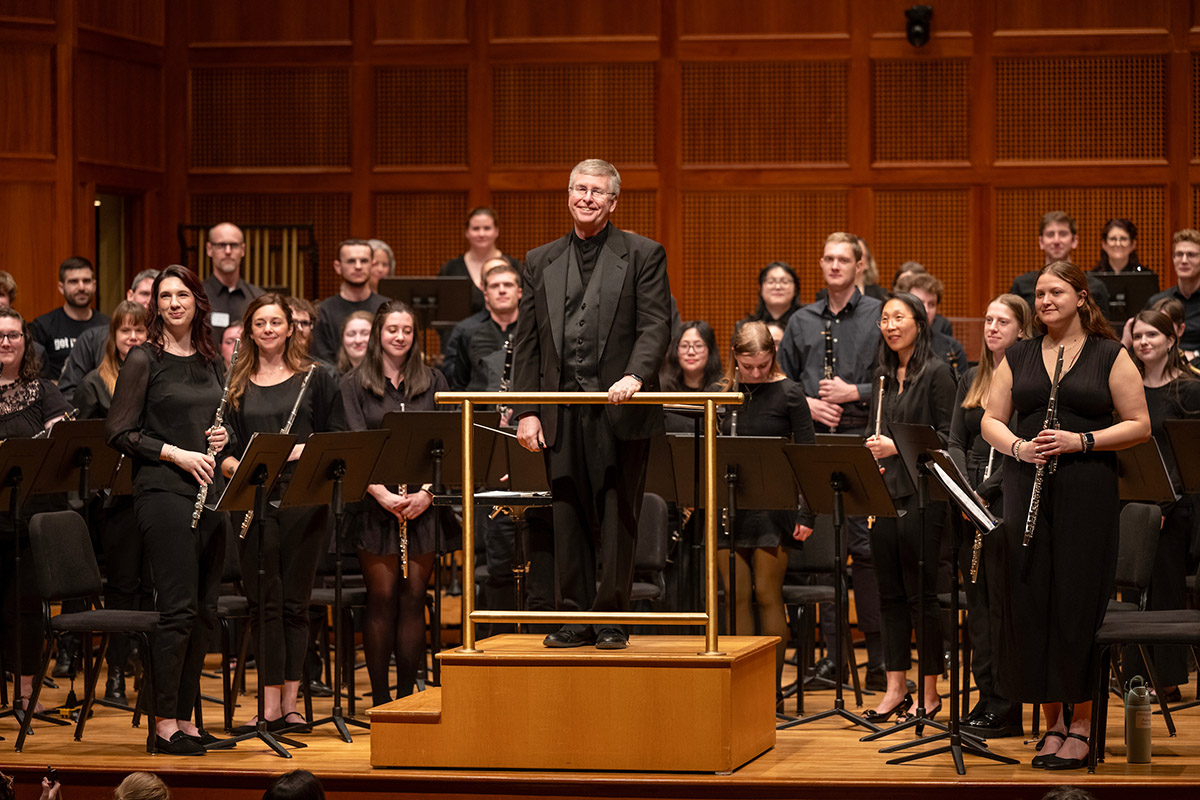 Brian Norcross leads an F&M Alumni Concert, March 2026