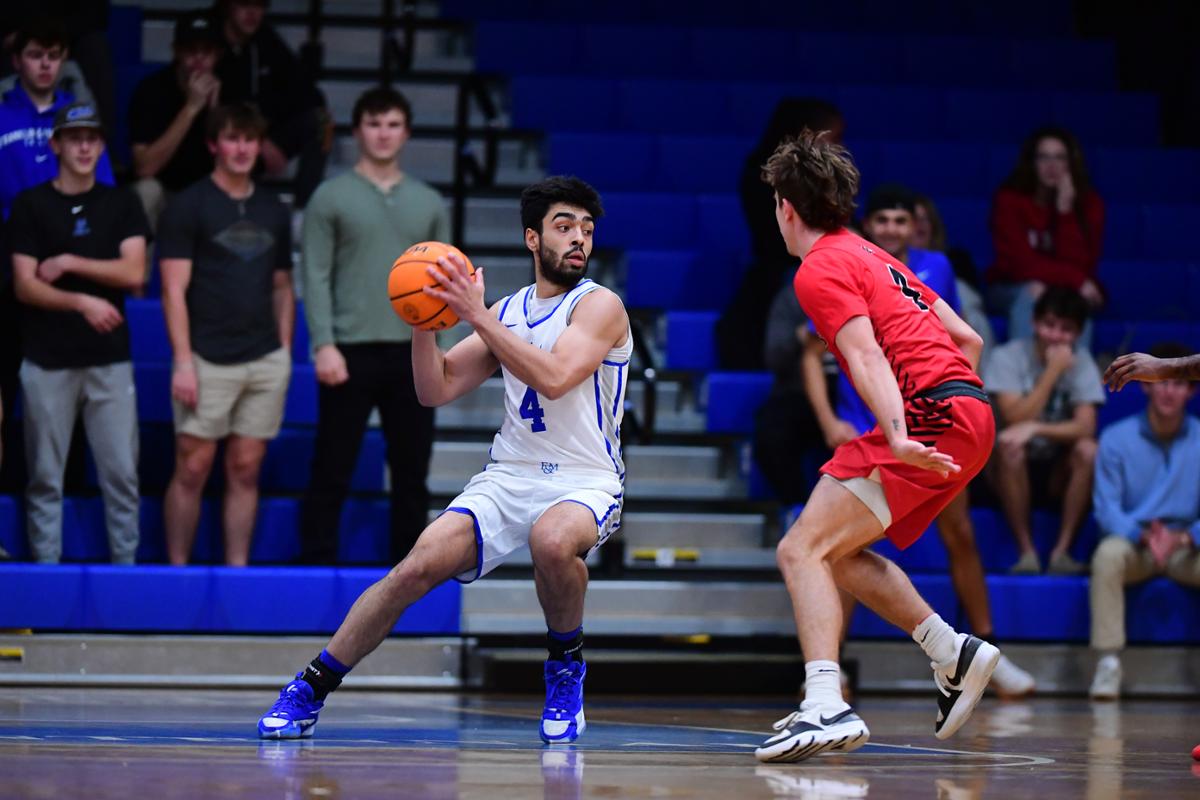Asad “Sid” Syed ’27, men's basketball