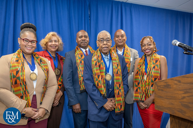 The 2022 Bridgett Award recipients gather for a group photo wearing their stoles.
