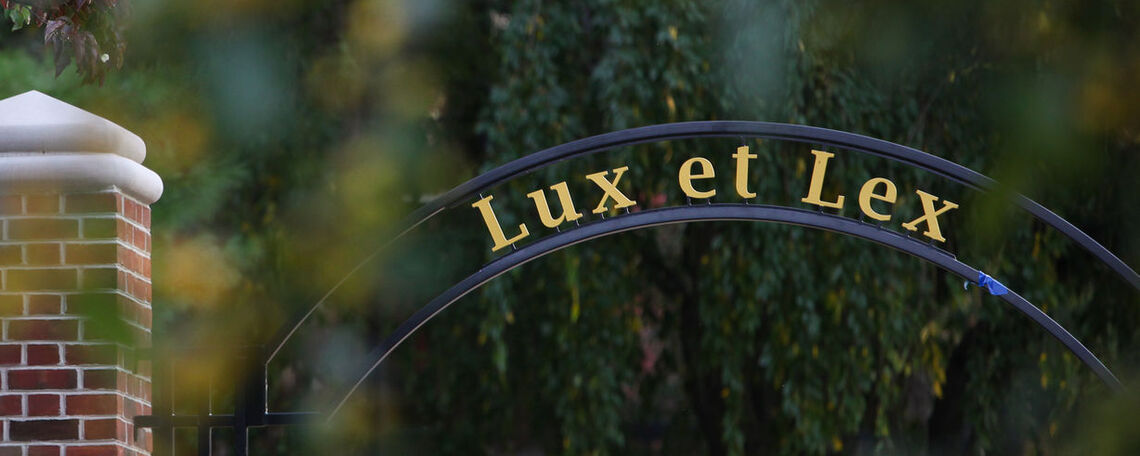 Lux et Lex in fall