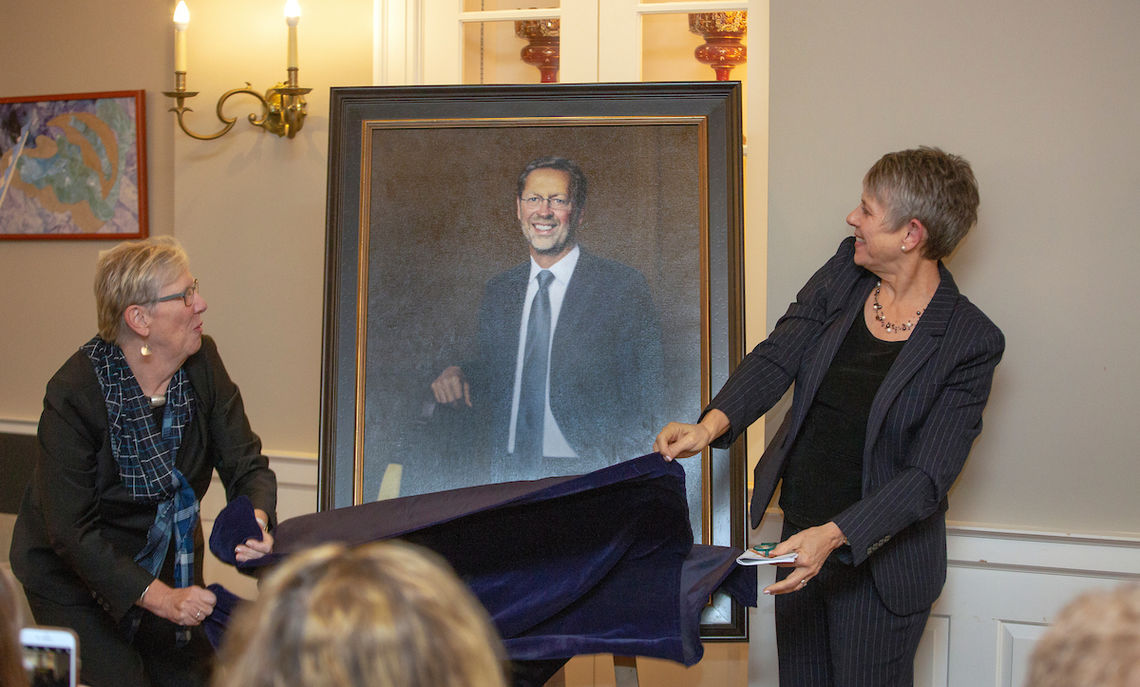 Another Friday celebration was the unveiling of the portrait of former F&M President Daniel R. Porterfield by Board Chair Sue Washburn '73 and F&M President Barbara Altmann. Washburn also announced that the College had named the Steinman College Center's atrium after Porterfield.