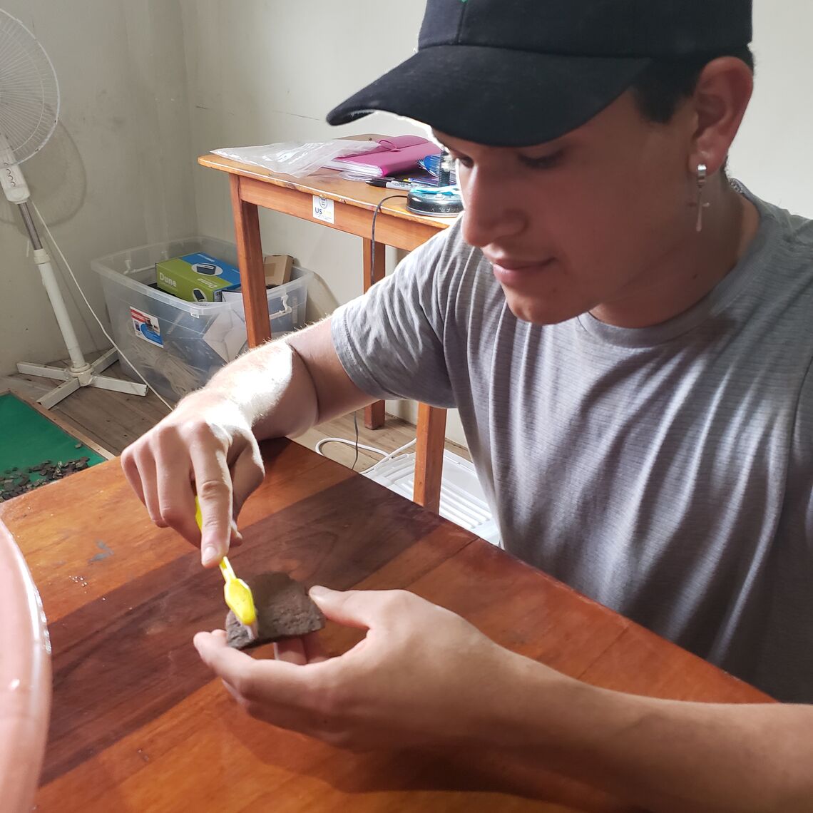 Rojas working in the laboratory