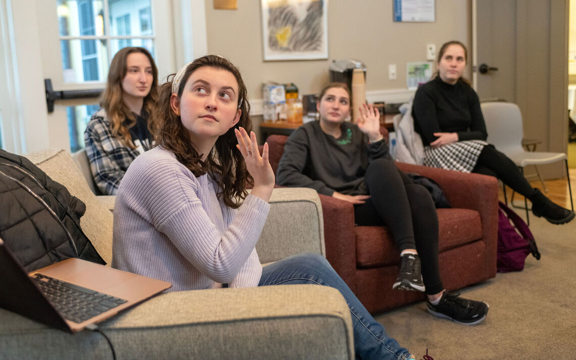 Gavi Fischer '25 leads an interfaith discussion series hosted by various religious groups on campus.