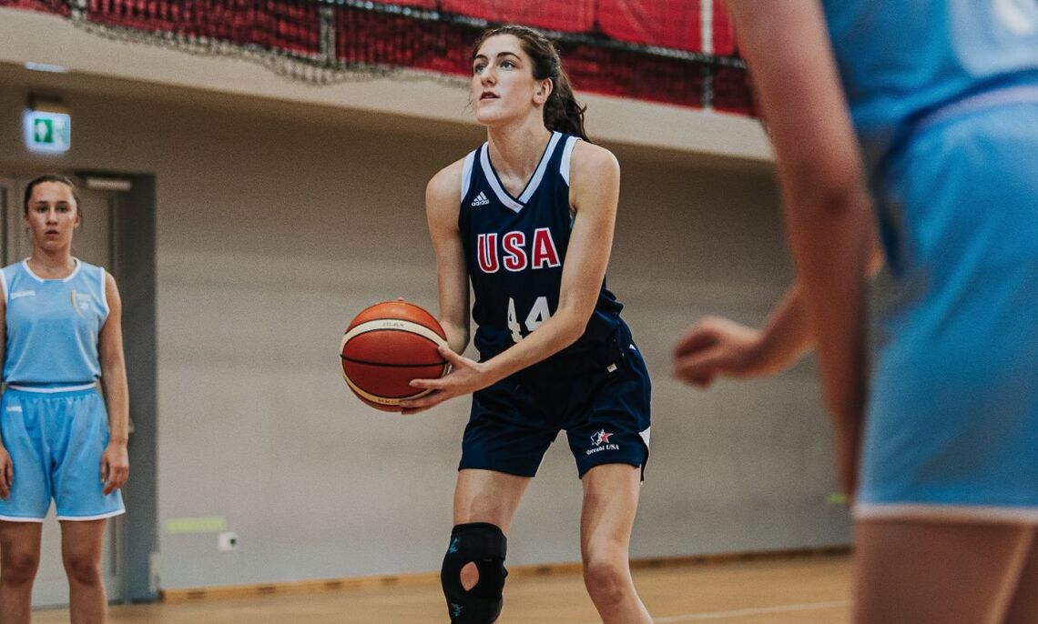 Jaclyn Feit '24 will compete for the USA open women's basketball team in the 2022 Maccabiah Games.